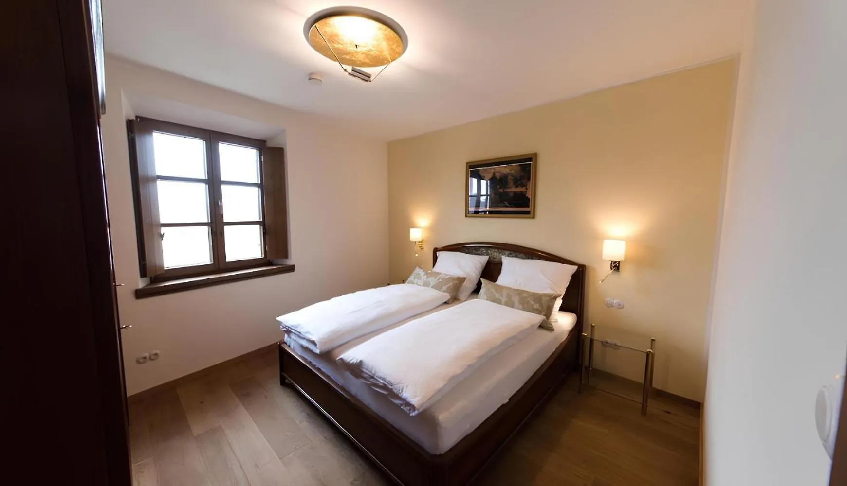 Ferienwohnung Am Blasturm شفاندورف إن بايرن
